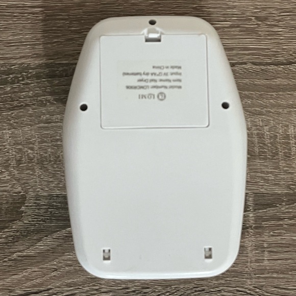 Lomi Beauty Portable Fan Nail Dryer - Picture 3 of 10